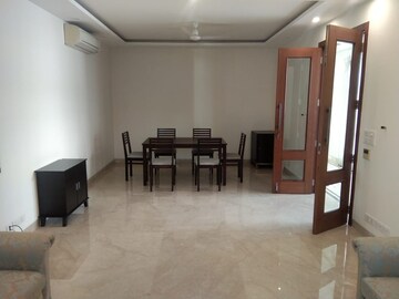 Living Room in 4 BHK Builder Floor at Hauz Khas – for Rent