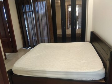 Bedroom in 4 BHK Builder Floor at Hauz Khas – for Rent