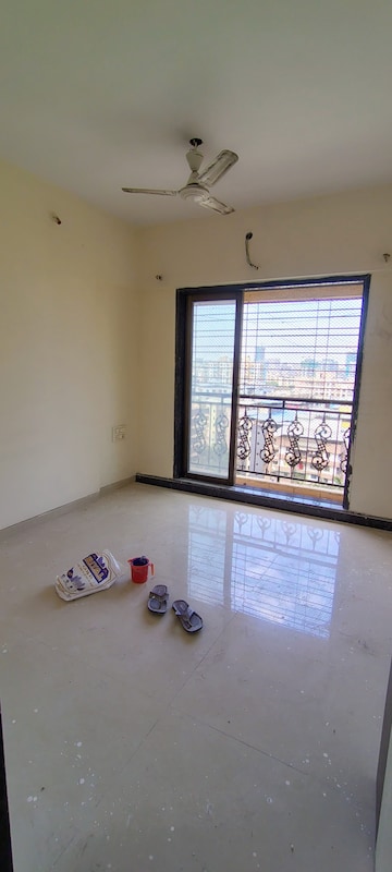 Room in 2 BHK Apartment at Neminath Heights, Mira Road – for Rent
