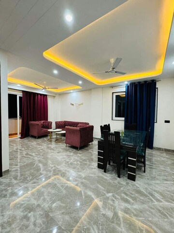 Parking in 3 BHK Independent House at Empire Floors, Sector 57 – for Rent