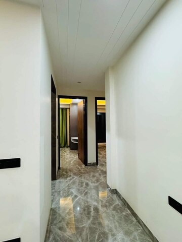 Building Lobby in 3 BHK Independent House at Empire Floors, Sector 57 – for Rent