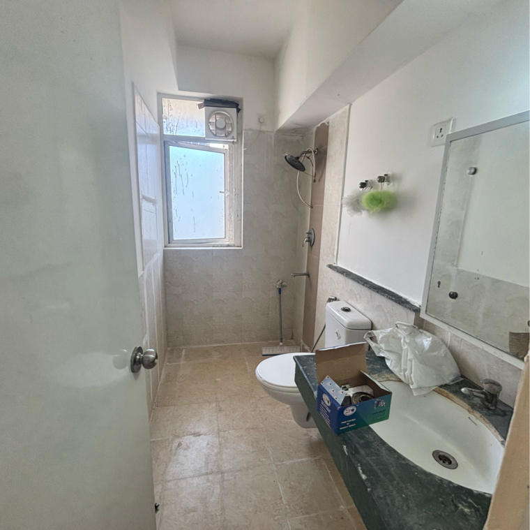 Bathroom, jaypee-kensington-boulevard 3.5 Bedroom 1650 Sq.Ft. Apartment In Sector 131 Noida 8336094