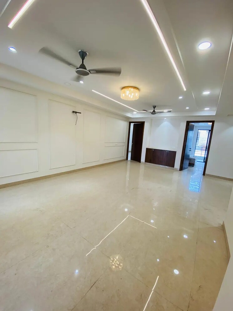 Living Room, sector 43 3 Bedroom 1800 Sq.Ft. Builder Floor In Sector 43 Faridabad 8336095
