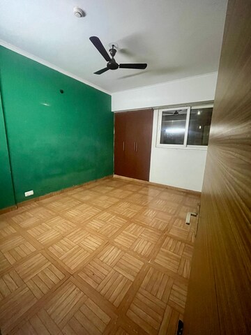 Room in 2 BHK Apartment at Aashiyana Homes, Gaur City 1 – for Rent
