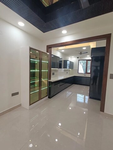 Kitchen in 3 BHK Builder Floor at Sector 43 – for Sale