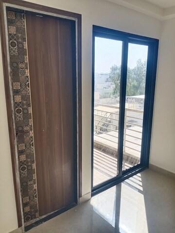 Balcony in 3 BHK Builder Floor at Shyam Nagar – for Sale