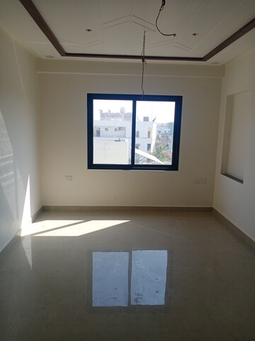Room in 3 BHK Builder Floor at Shyam Nagar – for Sale