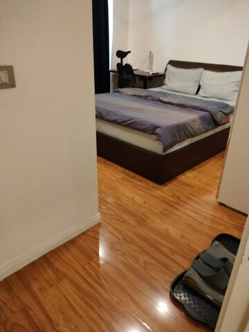 Bedroom in 4 BHK Apartment at DLF The Crest, Sector 54 – for Sale