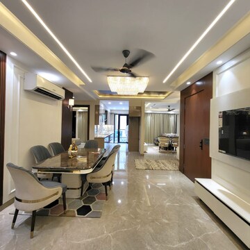 Gym in 4 BHK Builder Floor at Unitech Nirvana Country Cedar Crest, Sector 50 – for Sale