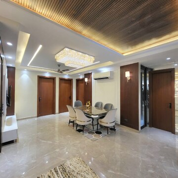 Living Room in 4 BHK Builder Floor at Unitech Nirvana Country Cedar Crest, Sector 50 – for Sale