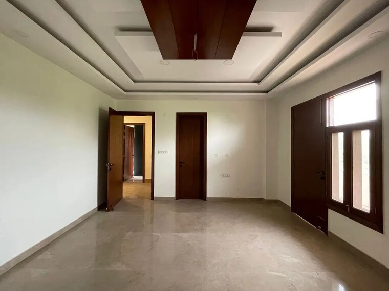 Room, sector 43 4 Bedroom 2500 Sq.Ft. Builder Floor In Sector 43 Faridabad 8336197