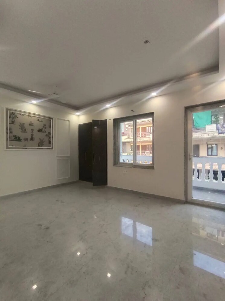 Room, sector 41 4 Bedroom 2500 Sq.Ft. Builder Floor In Sector 41 Faridabad 8336225