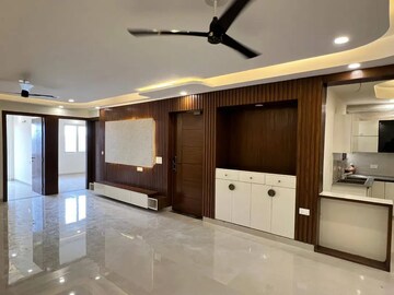 Kitchen in 4 BHK Builder Floor at Sector 41 – for Sale