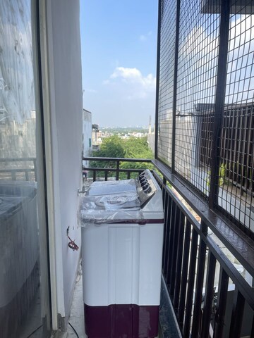 Balcony in 1 BHK Apartment at Saket – for Rent