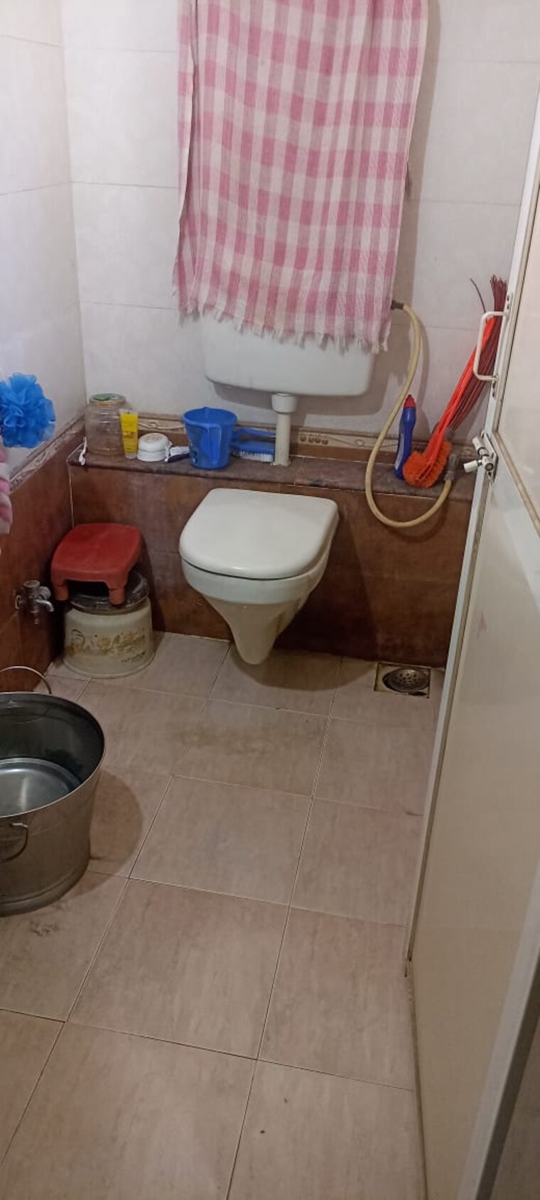 Bathroom, kumar-parc-residences 4 Bedroom 1674 Sq.Ft. Apartment In Hadapsar Pune 8336279