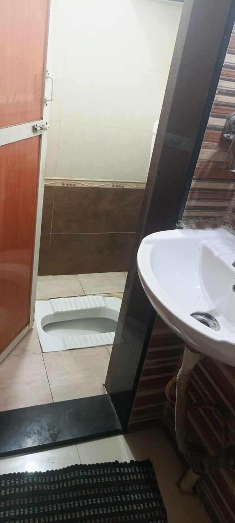 Bathroom, kumar-parc-residences 4 Bedroom 1674 Sq.Ft. Apartment In Hadapsar Pune 8336279