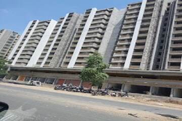 Commercial Showroom 1024 Sq.Ft. For Rent in Shela Ahmedabad  8336276