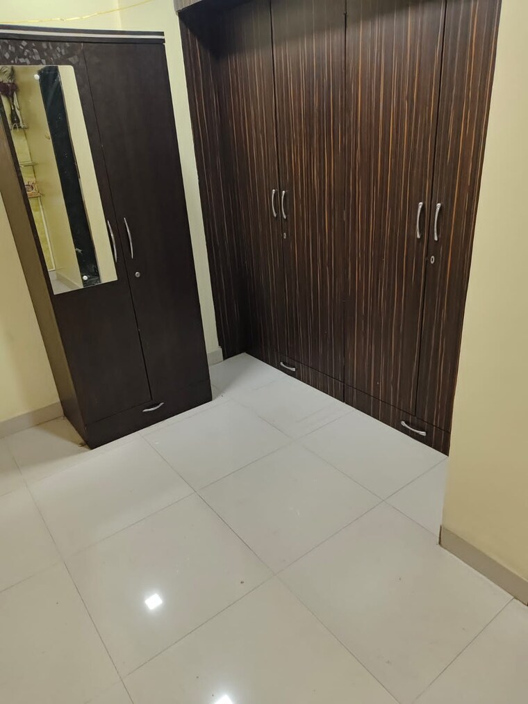 Bathroom, godrej-skyline 3.5 Bedroom 1554 Sq.Ft. Apartment In Koregaon Park Pune 8336321
