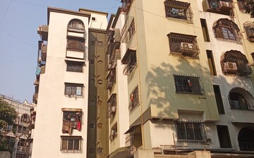 2 BHK Apartment For Rent in Golders Green CHS, Borivali West