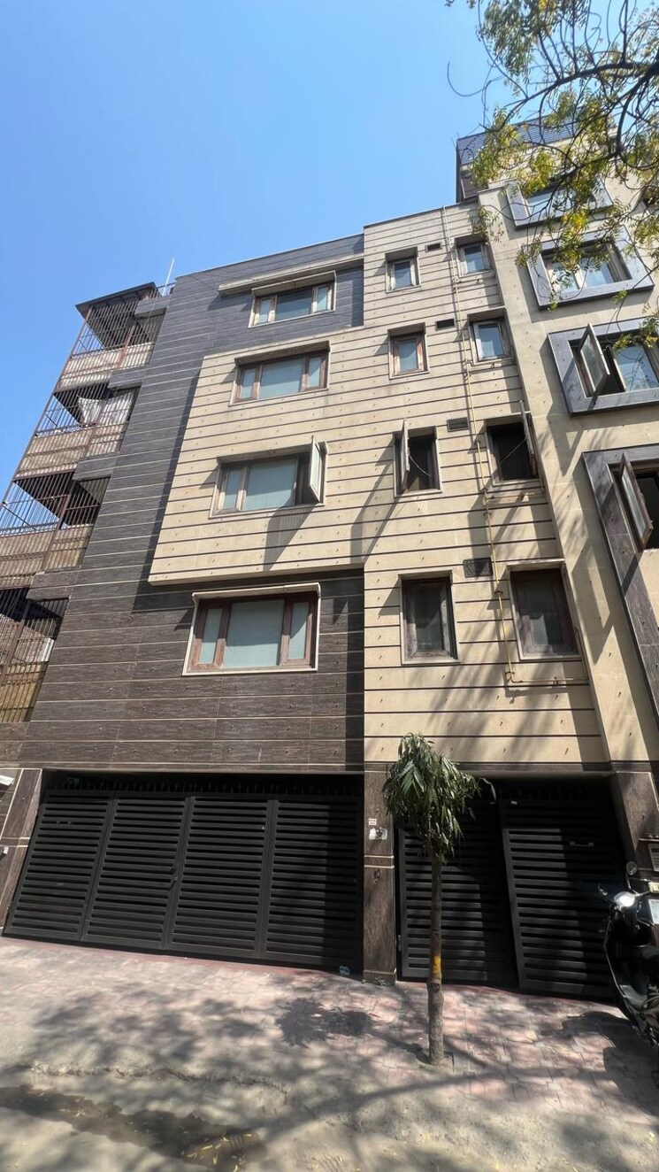 Exterior View, greater kailash i 3 Bedroom 1800 Sq.Ft. Builder Floor In Greater Kailash I Delhi 8336351