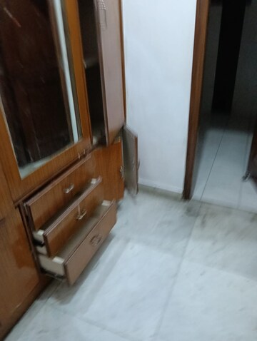 Room in 3 BHK Independent House at Sector 56 – for Rent
