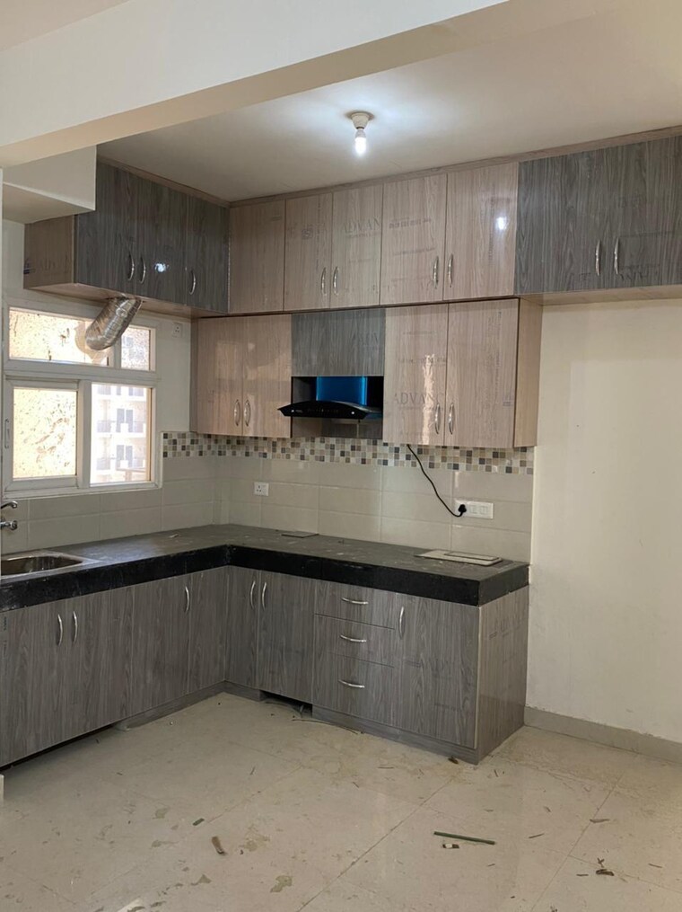 Kitchen, signature-global-orchard-avenue 2 Bedroom 591 Sq.Ft. Apartment In Sector 93 Gurgaon 8336436