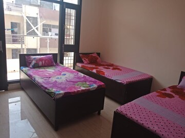  Pg For Rent in Sector 15
