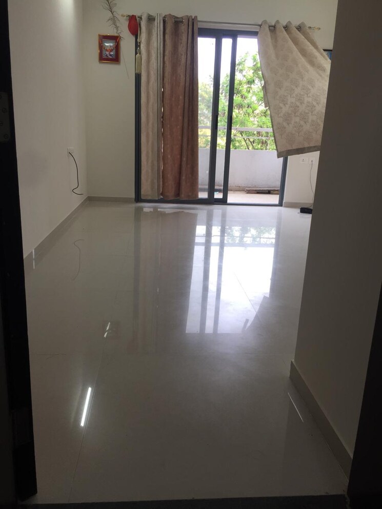 Room, blue-27th-avenue 3 Bedroom 1350 Sq.Ft. Apartment In Bavdhan Pune 8336471