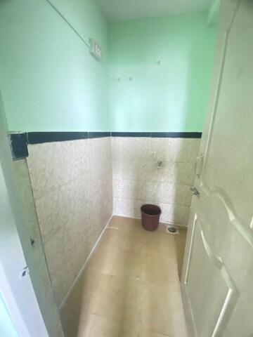 Furnished Amenities in 1 BHK Apartment at Sion – for Rent