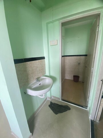 Bathroom in 1 BHK Apartment at Sion – for Rent