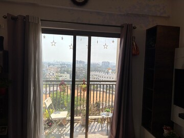 Room in 2 BHK Apartment at Goyal Orchid Piccadilly, Thanisandra Main Road – for Rent