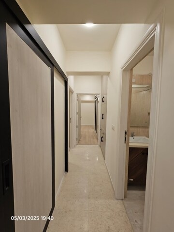 Building Lobby in 3 BHK Apartment at DLF The Skycourt, Sector 86 – for Rent