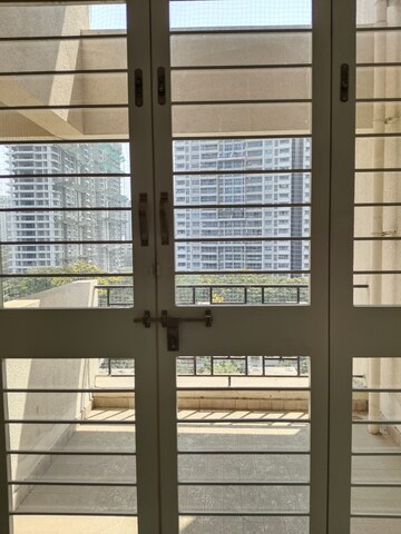 Room in 2 BHK Apartment at Kwality Vrindavan Heights Phase 2, Hadapsar – for Rent