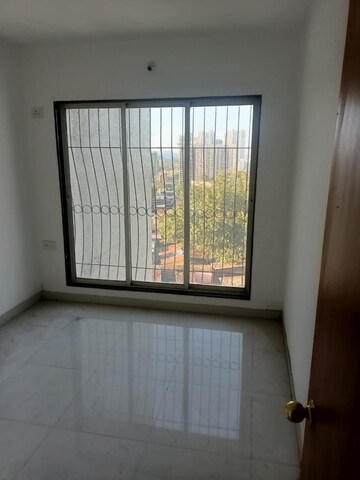 Room in 1 BHK Apartment at Trident Ozone Platinum Heights, Bhandup West – for Sale