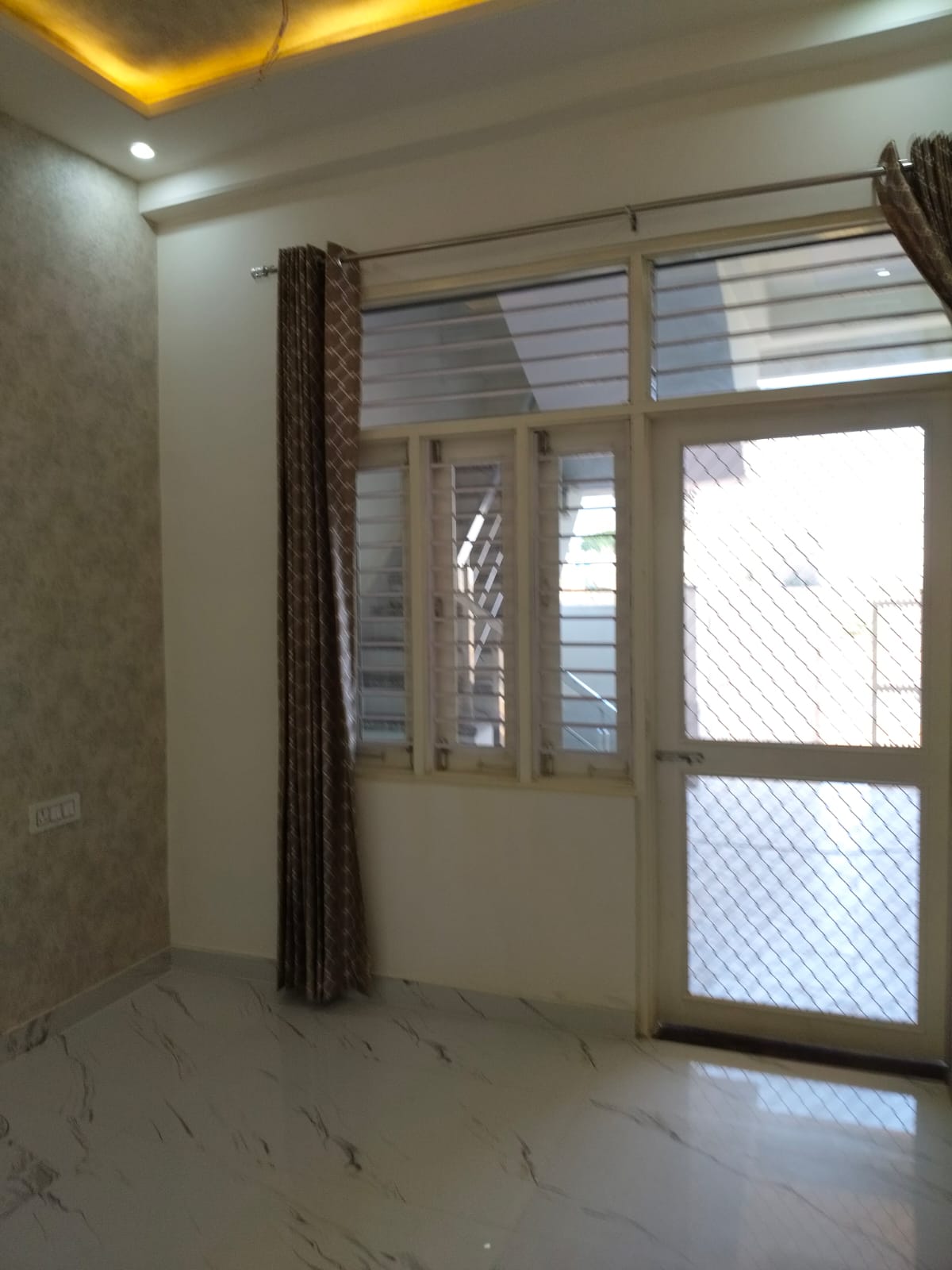 3 BHK + Pooja Room,Servant Room,Study Room,Extra Room 1700 Sq.Ft. Independent House in VRB The platinum
