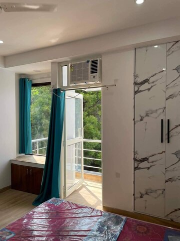 Bedroom in 1 BHK Apartment at Saket – for Rent