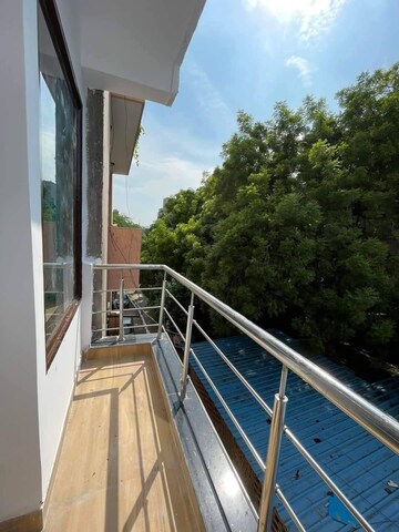 Balcony in 1 BHK Apartment at Saket – for Rent