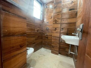 Attached Bathroom in 2 BHK Apartment at Saket – for Rent