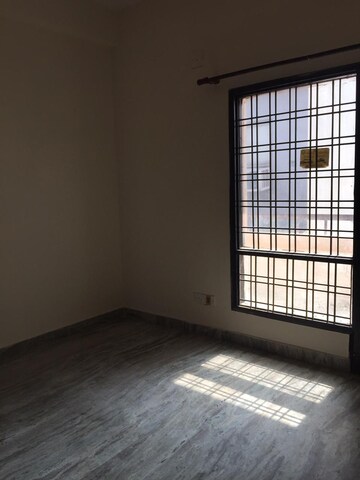 Room in 2 BHK Builder Floor at Builder Floor, Sector 28 – for Rent