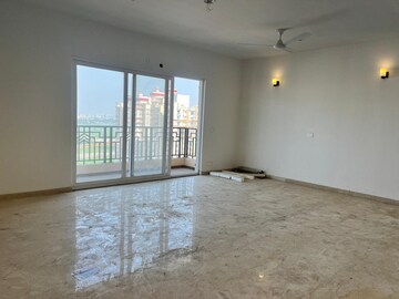 Room in 3 BHK Apartment at Sector 150 – for Rent