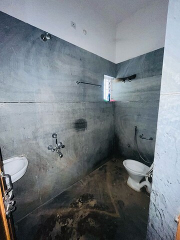 Bathroom in 1 BHK Apartment at Bariatu – for Rent