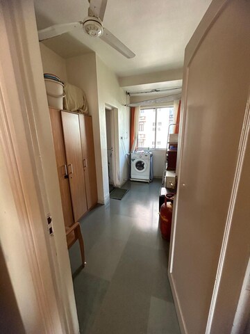 Building Lobby in 3.5 BHK Apartment at Kalpataru Regency I II, Kalyani Nagar – for Rent