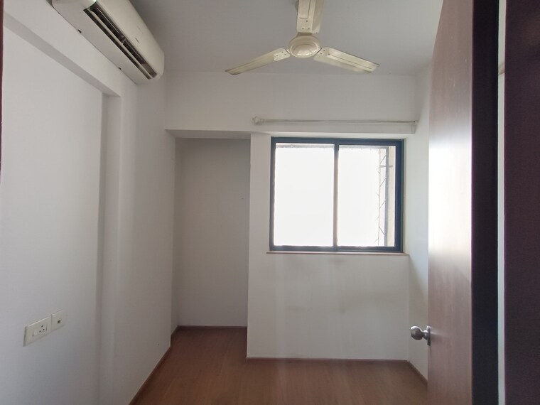 Room, lodha-lakeshore-greens 2 Bedroom 738 Sq.Ft. Apartment In Dombivli East Thane 8337190