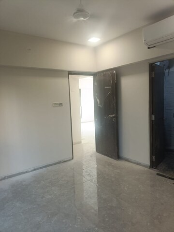 Bedroom in 4 BHK Apartment at Santacruz West – for Rent