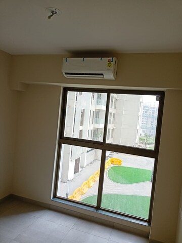 Room in 2 BHK Apartment at Birla Vanya, Kalyan West – for Rent