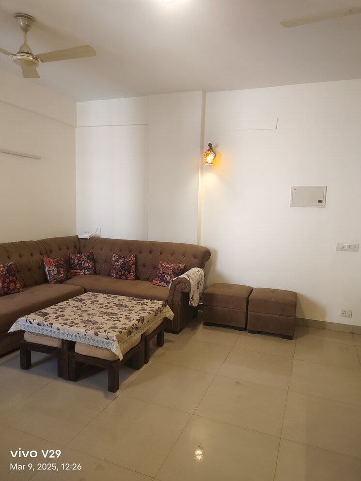 Bedroom, dlf-silver-oaks 2 Bedroom 1150 Sq.Ft. Apartment In Sector 26 Gurgaon 8337599