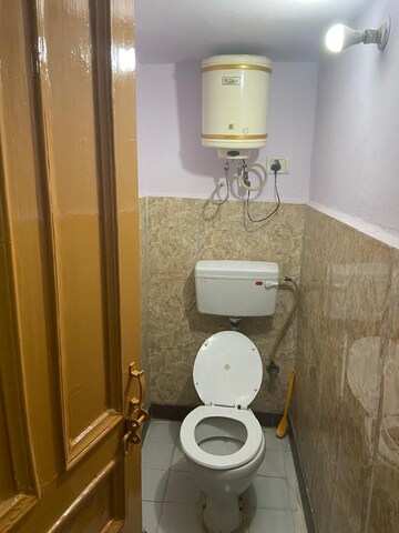 Bathroom in 1 BHK Builder Floor at Lajpat Nagar I – for Rent