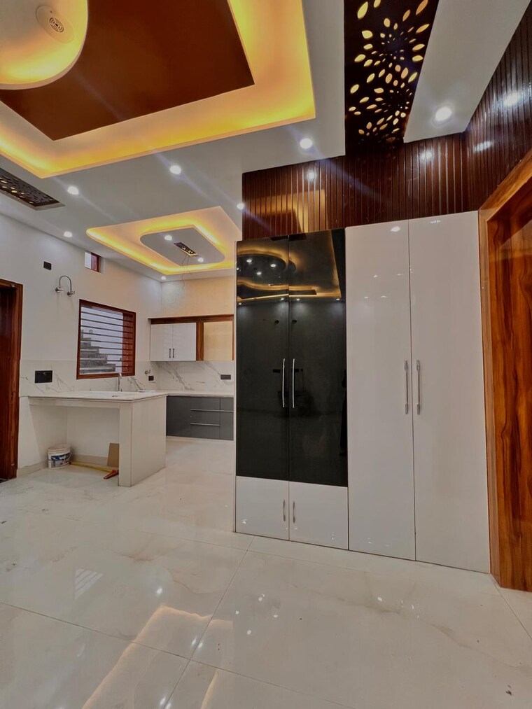 Living Room, kharar road 4 Bedroom 200 Sq.Yd. Independent House In Kharar Road Mohali 8337392