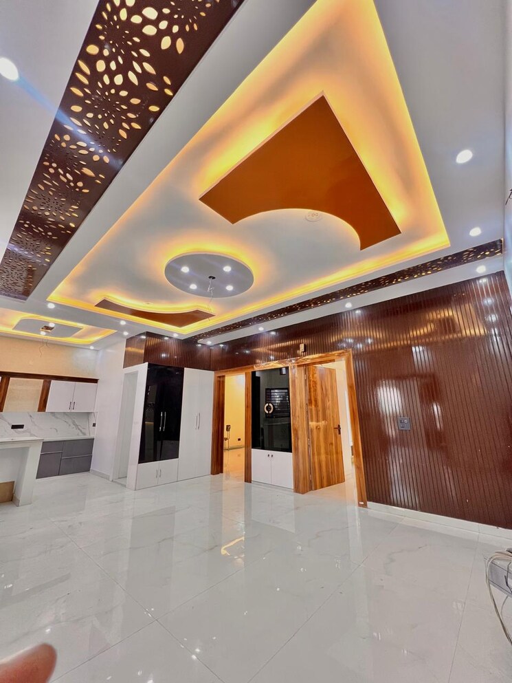 Living Room, kharar road 4 Bedroom 200 Sq.Yd. Independent House In Kharar Road Mohali 8337392