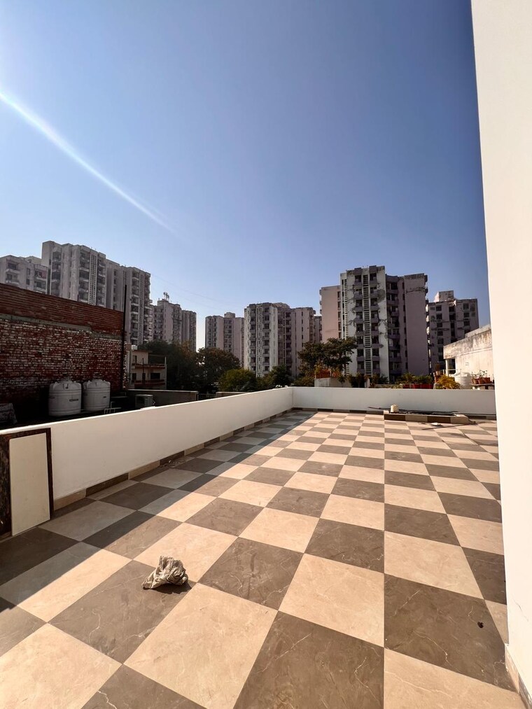 Exterior View, kharar road 4 Bedroom 200 Sq.Yd. Independent House In Kharar Road Mohali 8337392